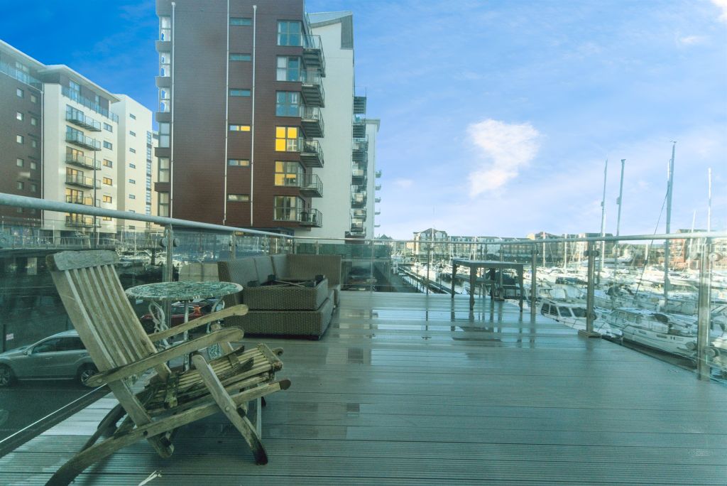 Property photo 3 of 21