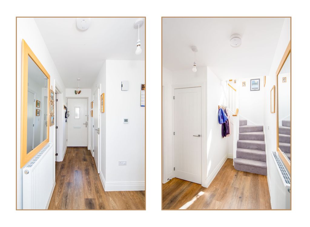 Property photo 3 of 24 Entrance Hall
