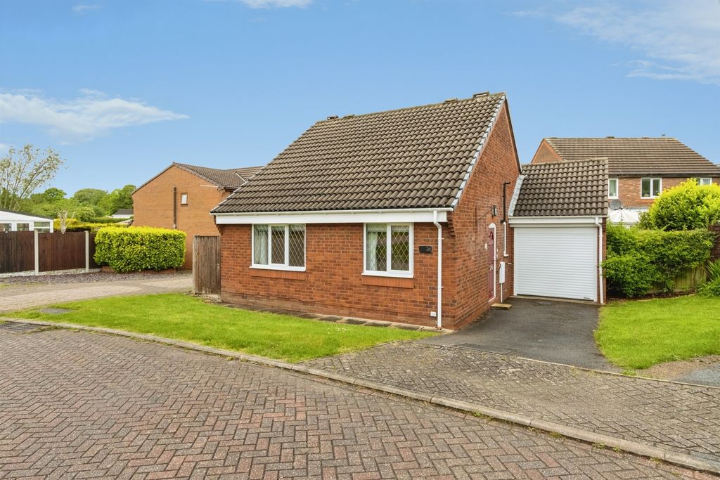 Property photo 1 of 11