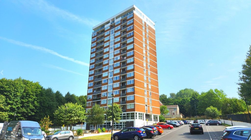 Property photo 1 of 10