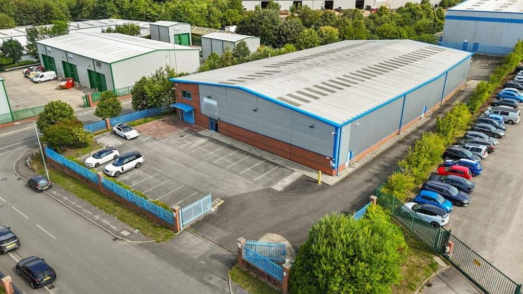 Property photo 1 of 7