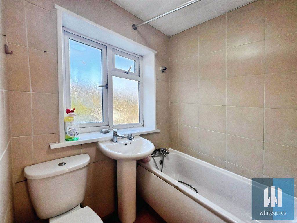 Property photo 3 of 13 Picture No. 10