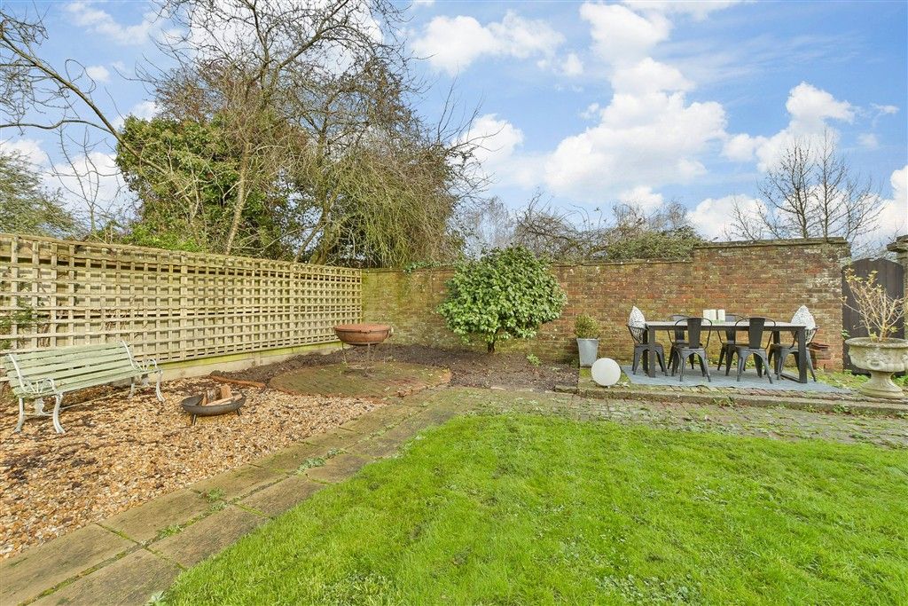 Property photo 2 of 20 Rear Garden