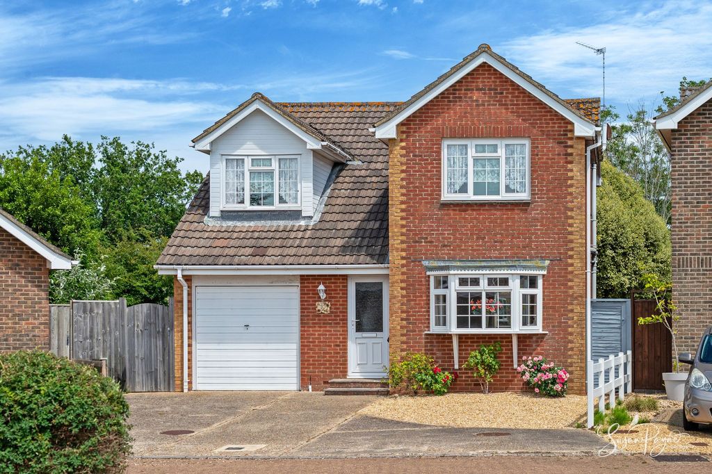 Property photo 1 of 32