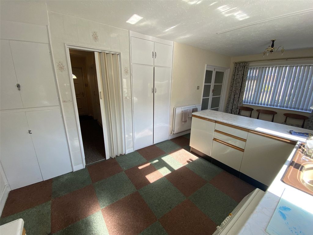 Property photo 2 of 17 Picture No. 31