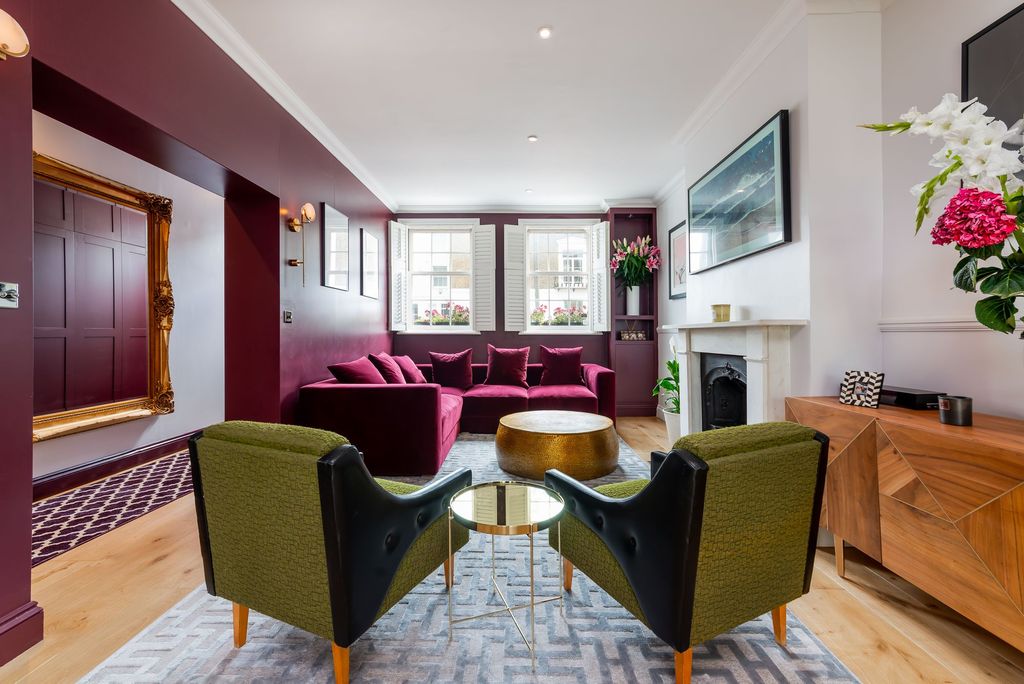 Property photo 3 of 17