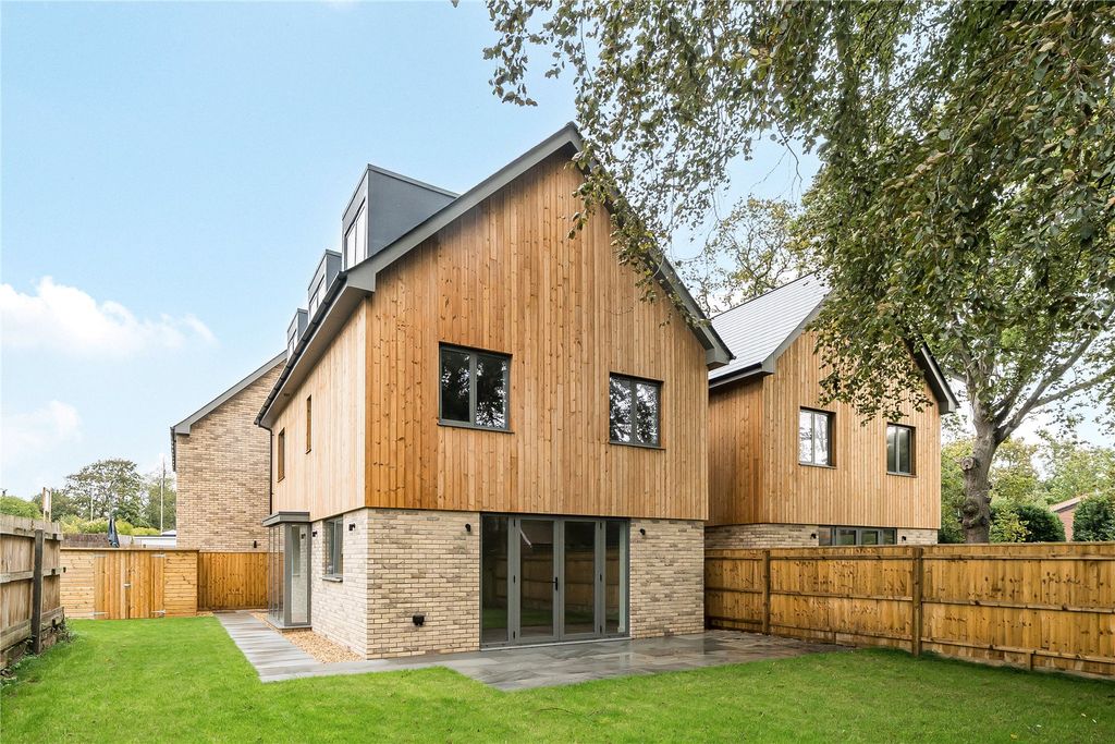 Property photo 1 of 17 Picture No. 06