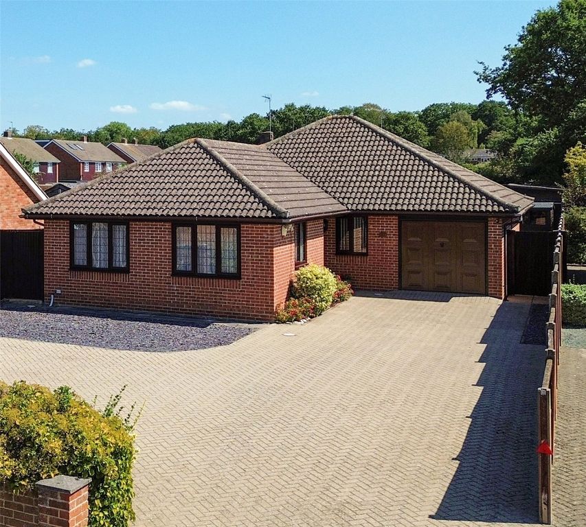 Property photo 1 of 19 Picture No. 24