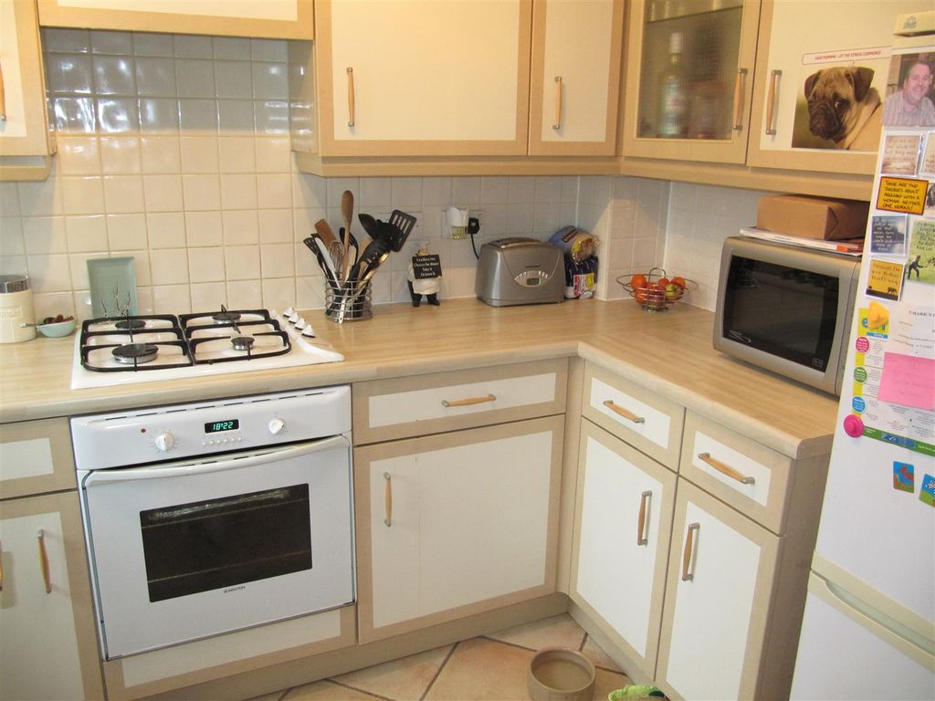 Property photo 2 of 7