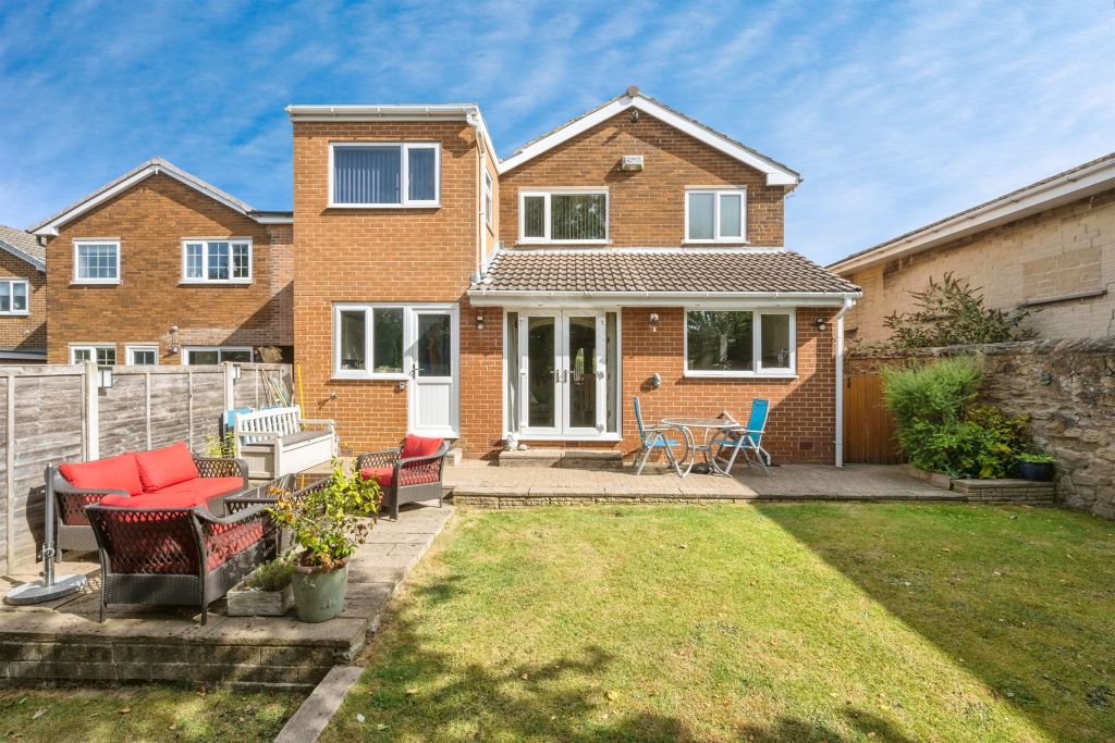 Property photo 2 of 23