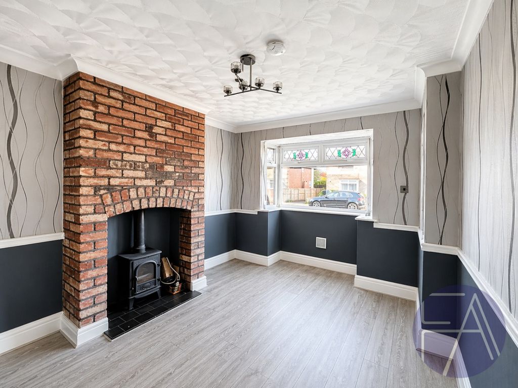 Property photo 2 of 12 5067842