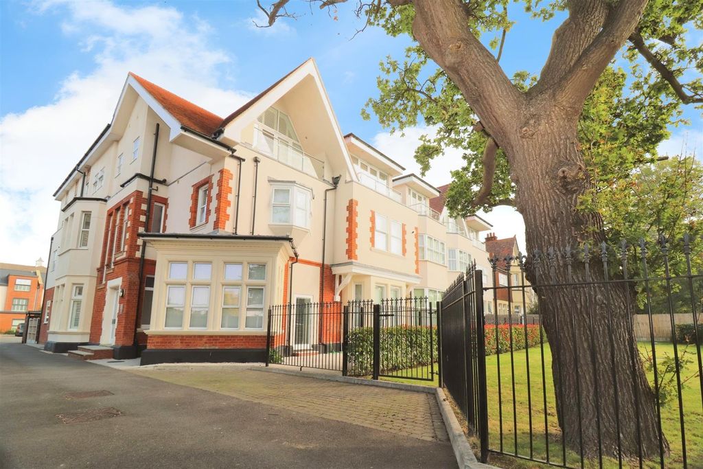 Property photo 1 of 9 Sthildasmews.Jpg