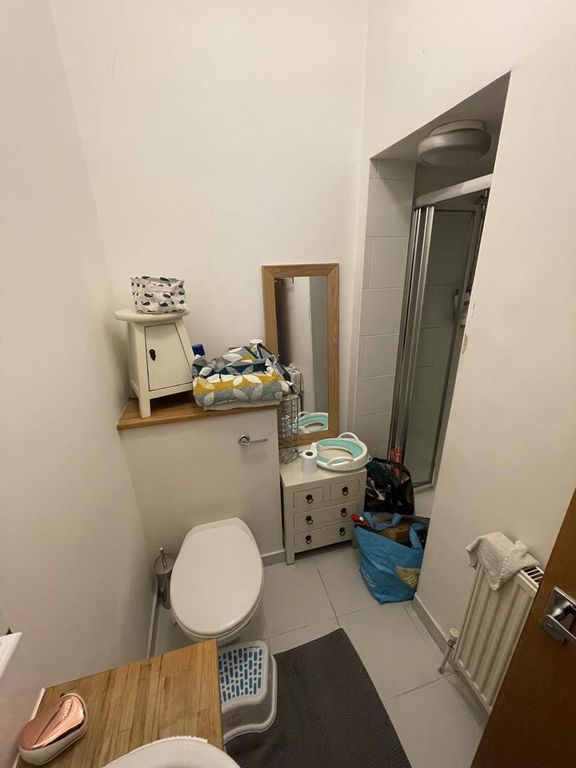 Property photo 3 of 5 Bathroom