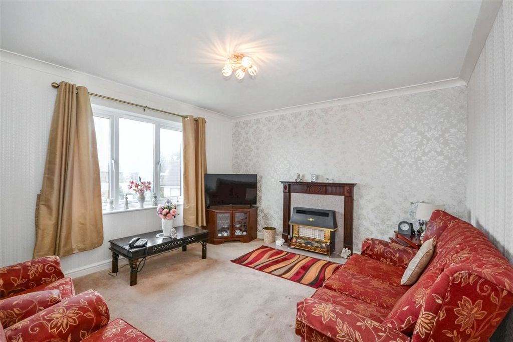 Property photo 3 of 12 Picture No. 17