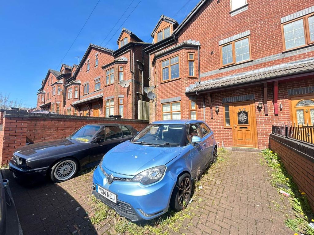 Property photo 2 of 35 Whatsapp Image 2026-04-22 At 14