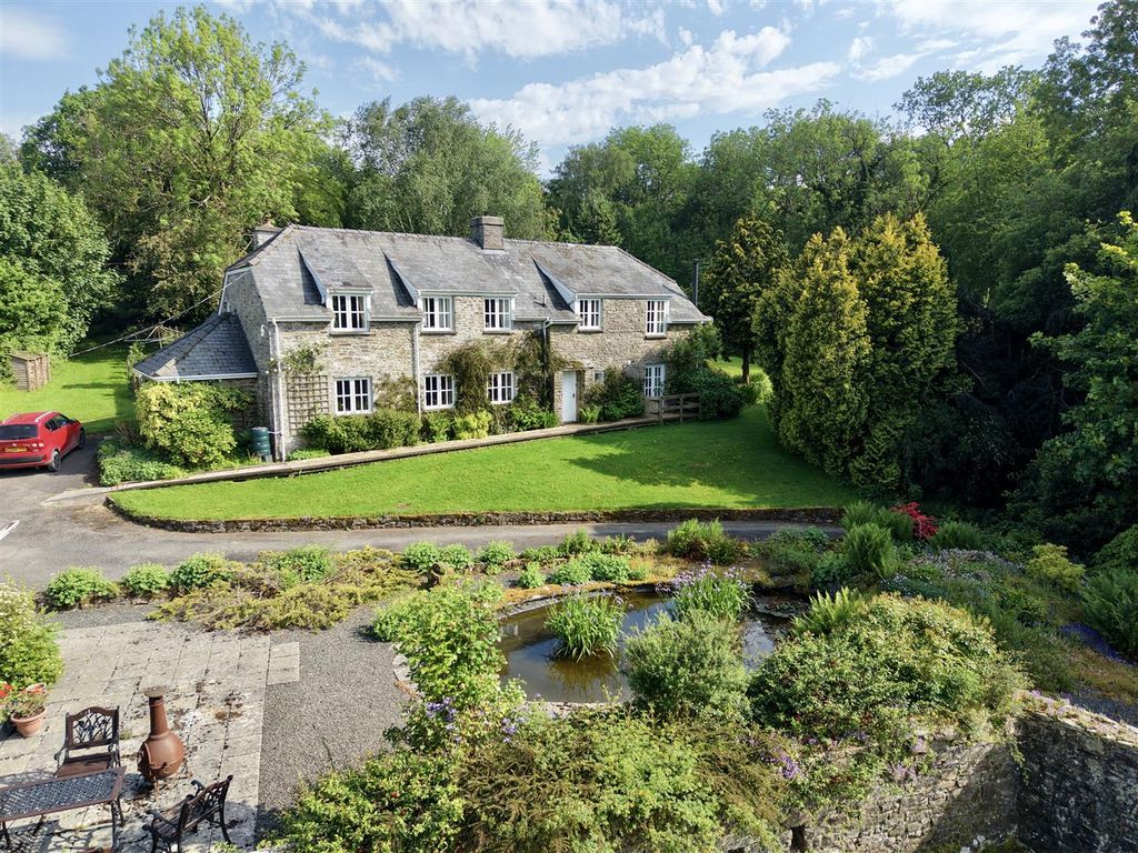Property photo 2 of 37 Dji_Fly_20260527_165140_0088_1779903030904_Photo.J