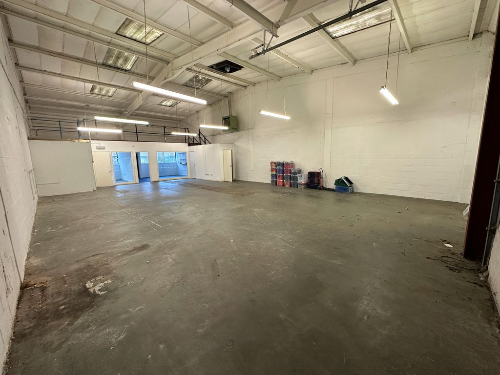 Property photo 3 of 5 Img_8107.Jpg