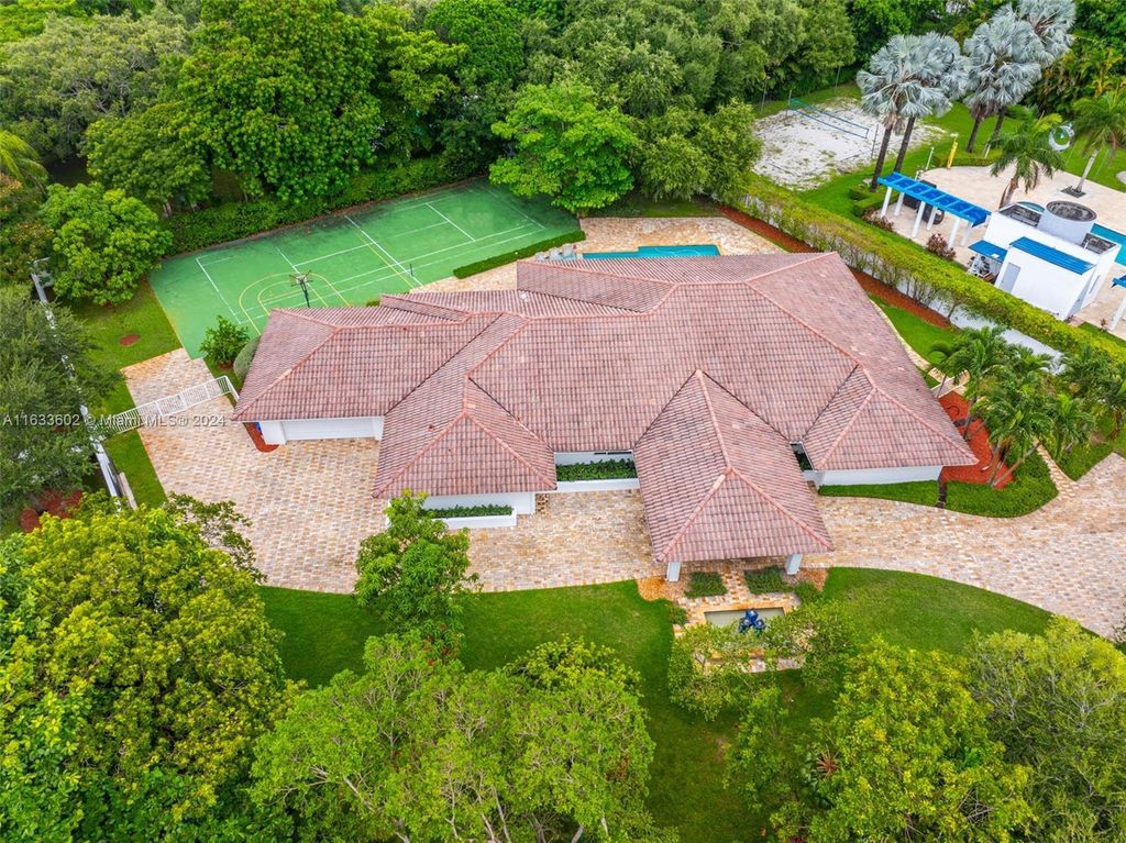 Property photo 1 of 38