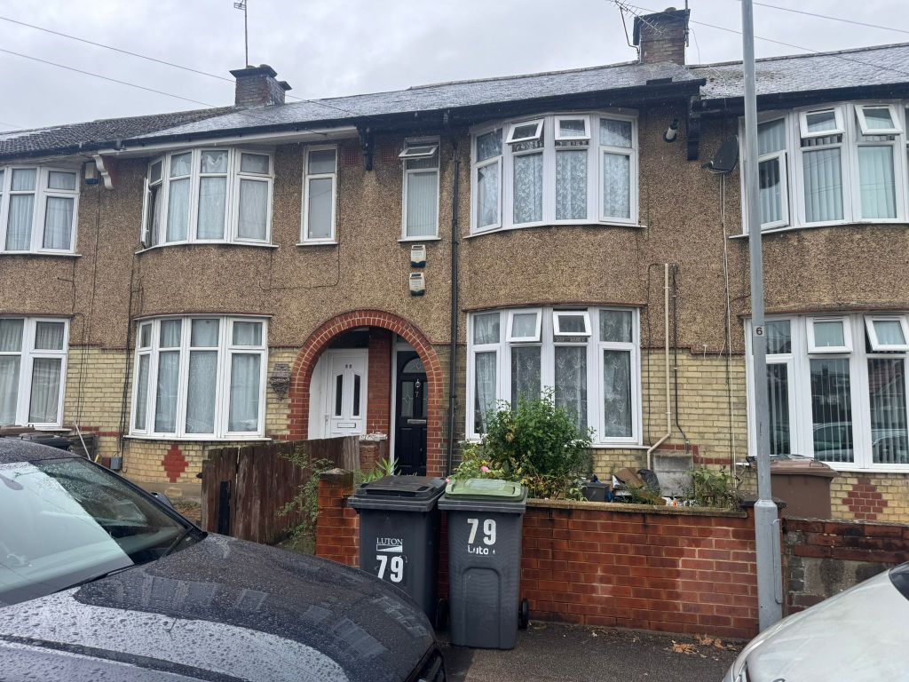 Property photo 2 of 18