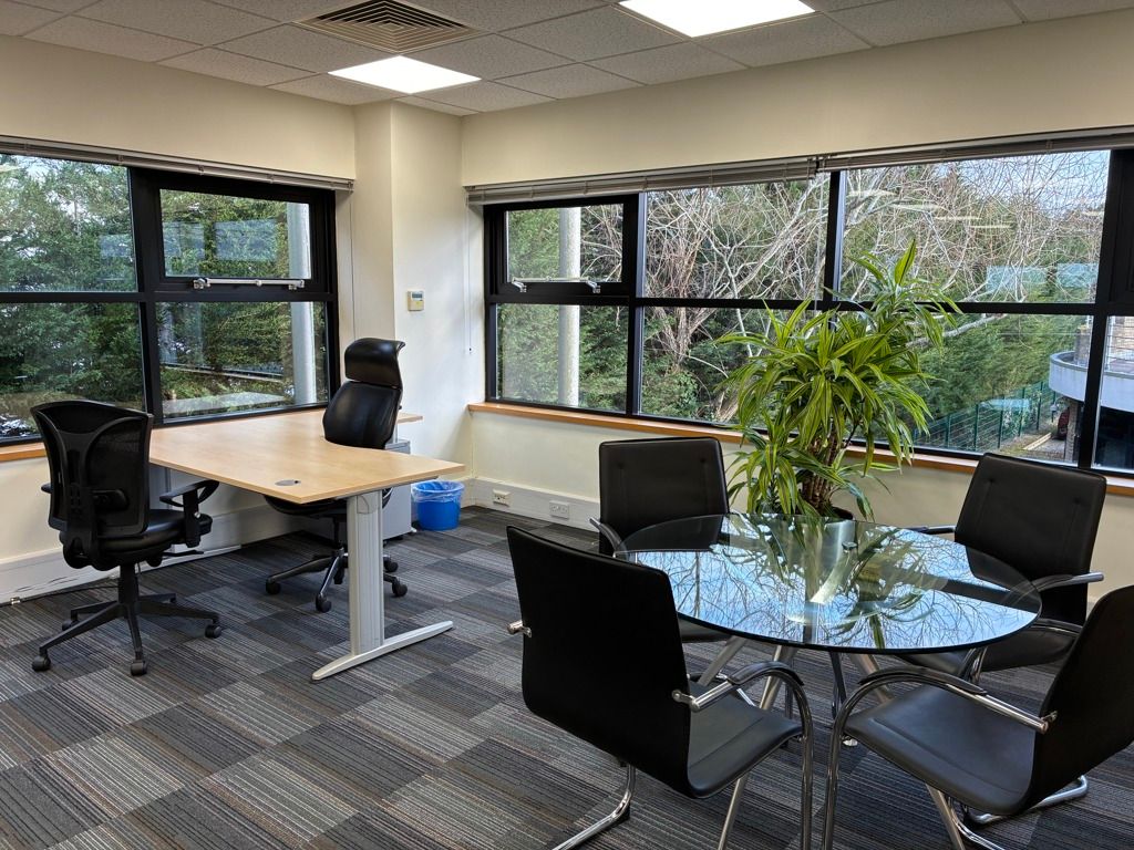 Property photo 2 of 8 Photo 5