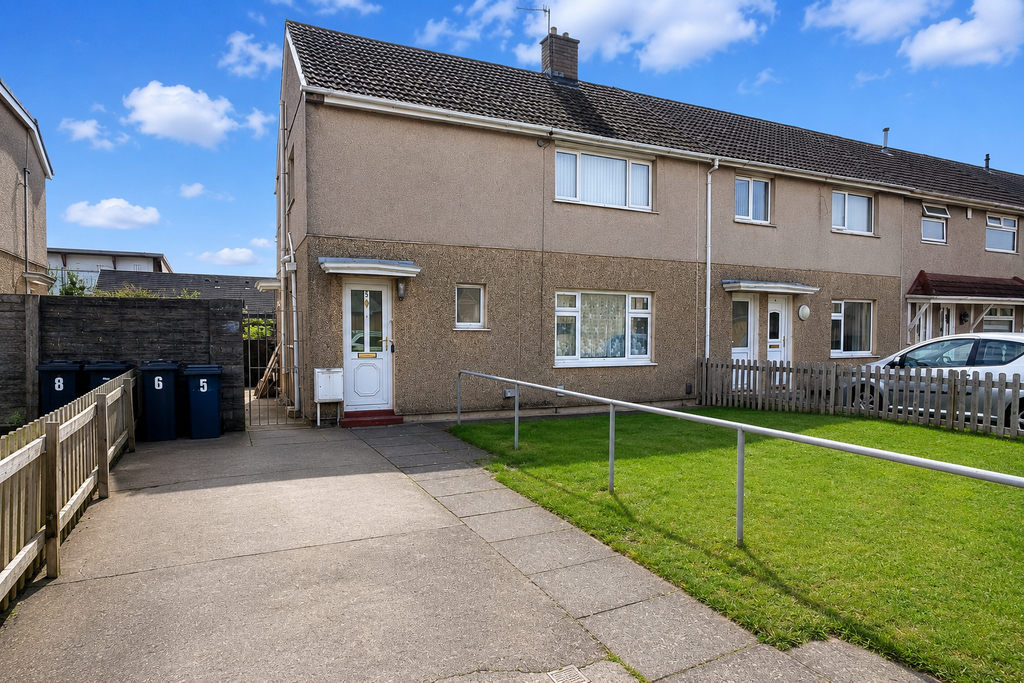 Property photo 1 of 10 F44D0D31-4773-4E7D-B553-70Fdf7Fa7A1B