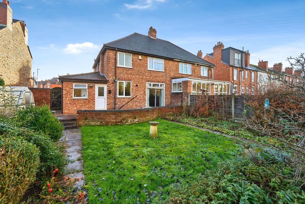 Property photo 2 of 20 Pbox-Img.Jpg