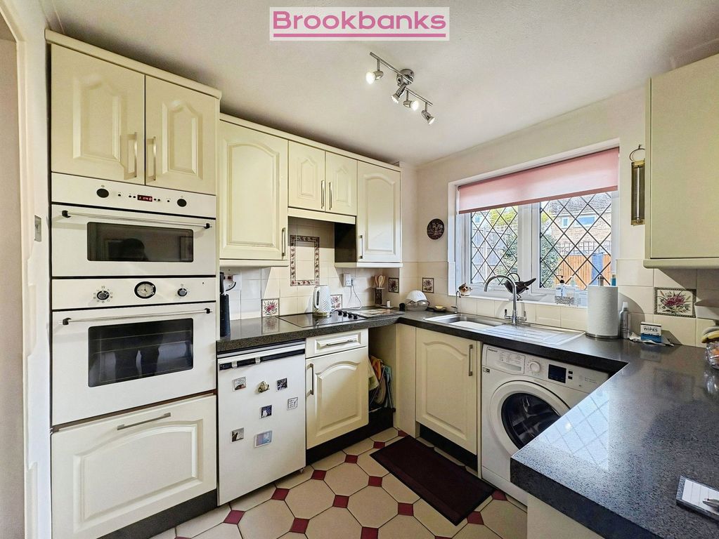 Property photo 3 of 13