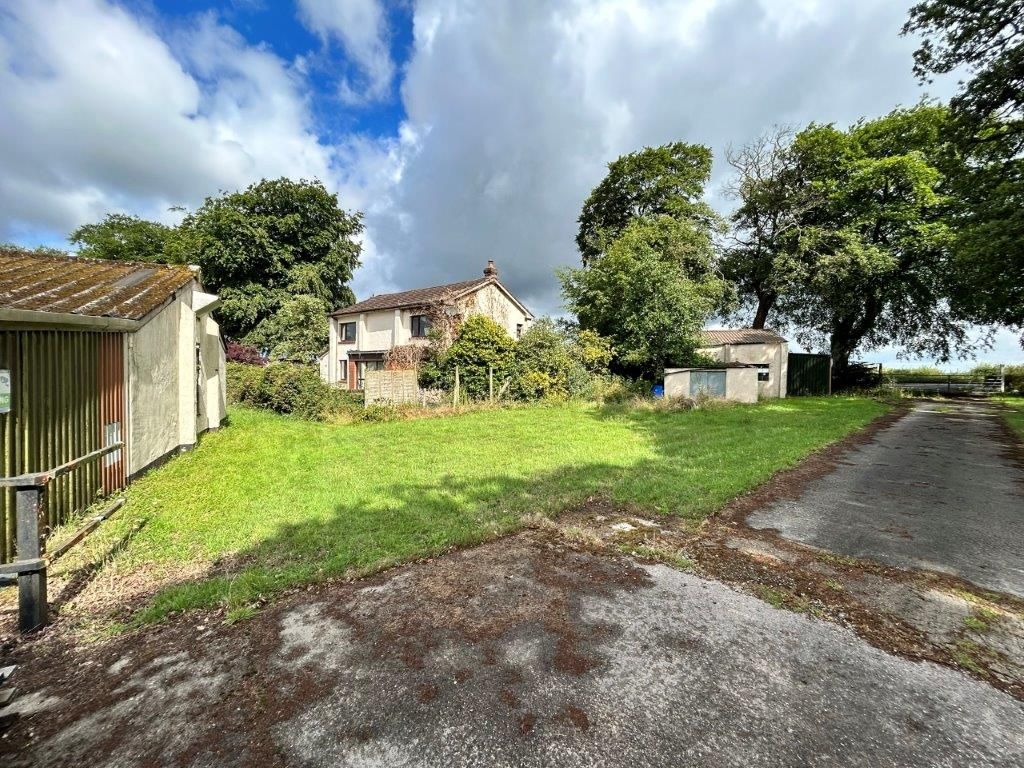 Property photo 1 of 2