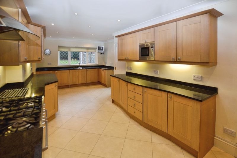 Property photo 2 of 17 Photo 13