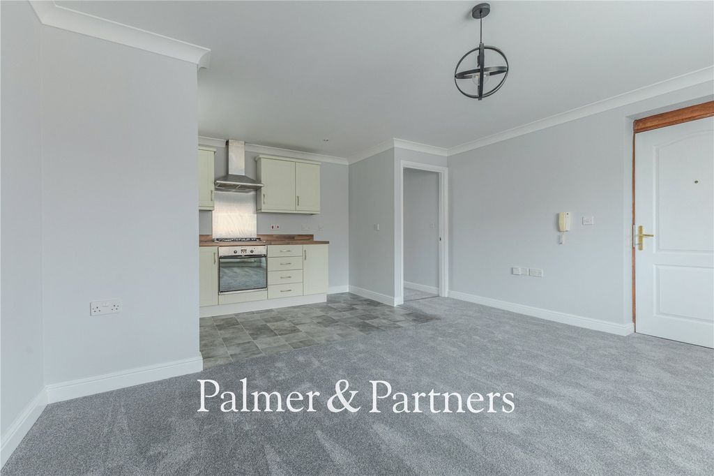 Property photo 2 of 11 Picture No. 04