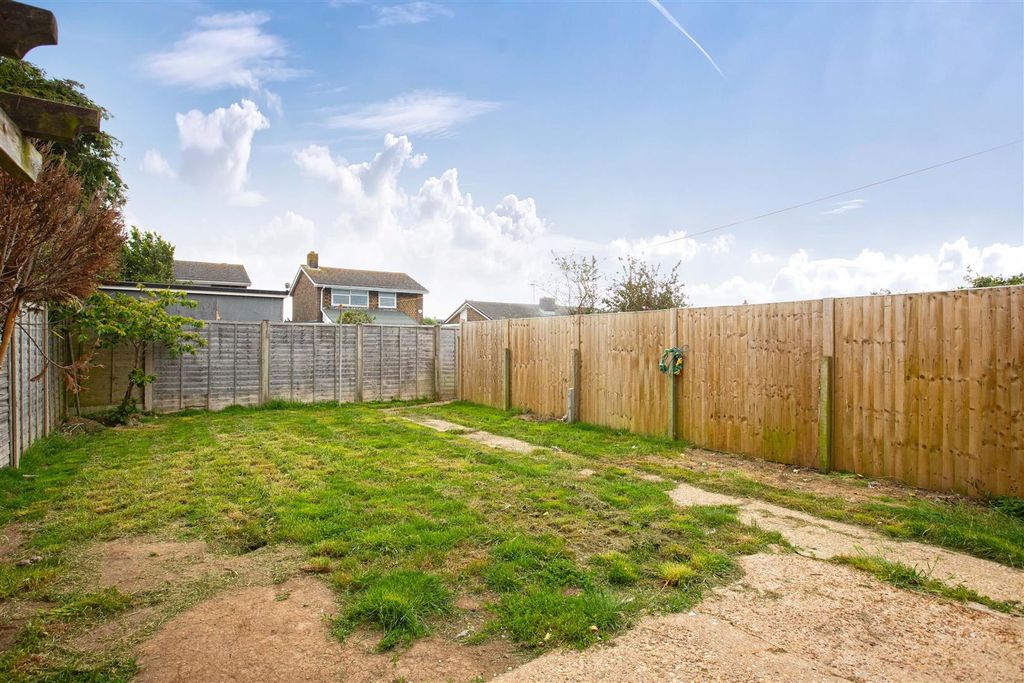 Property photo 2 of 14 Lychpole Walk_12.Jpg