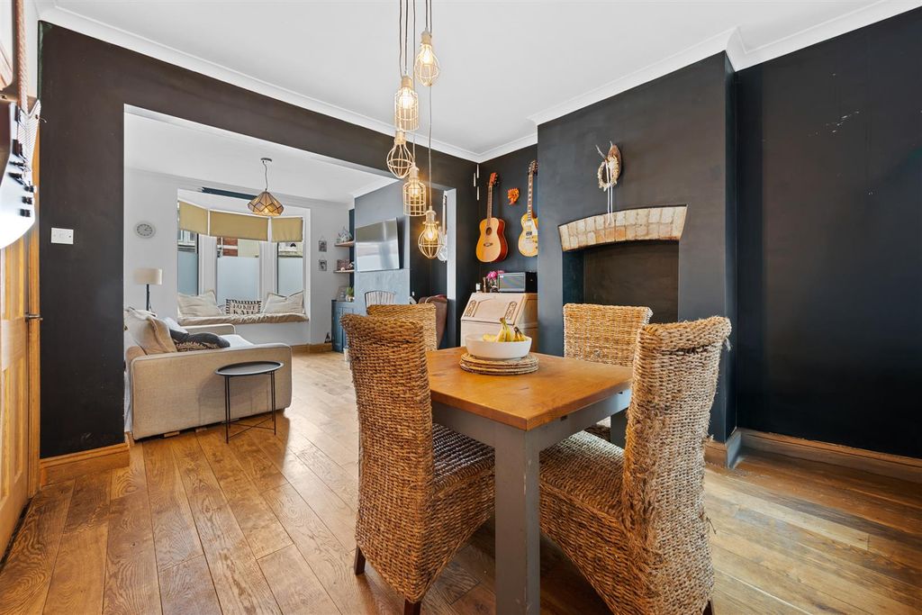 Property photo 3 of 24 Lounge/Dining Room
