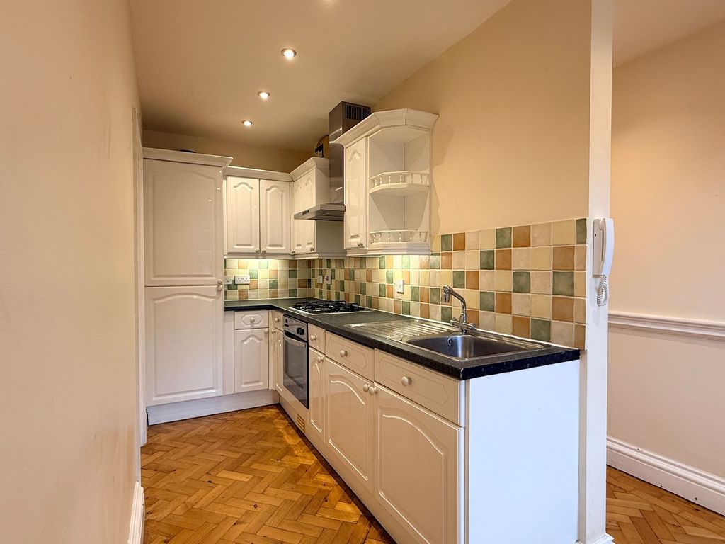 Property photo 2 of 15 Kitchen