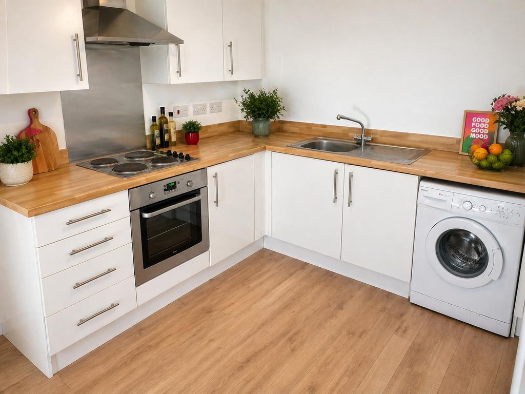 Property photo 3 of 5