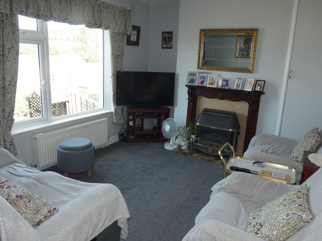 Property photo 2 of 12 Main Lounge