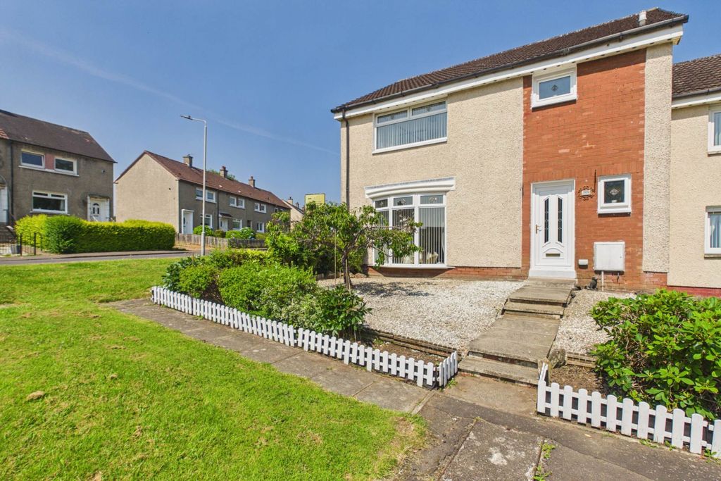 Property photo 1 of 32