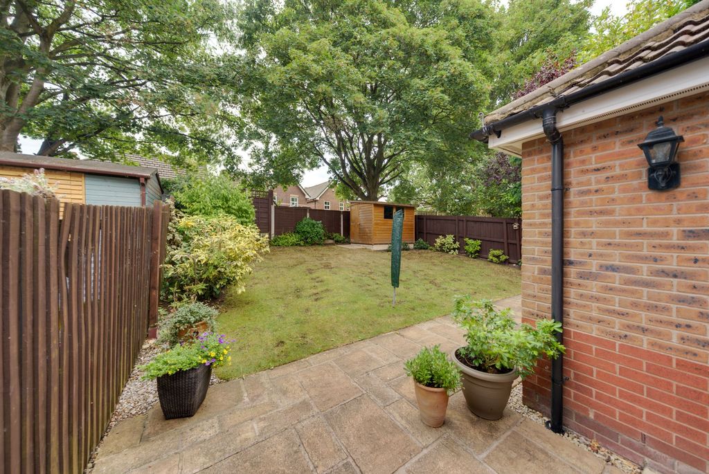 Property photo 2 of 26