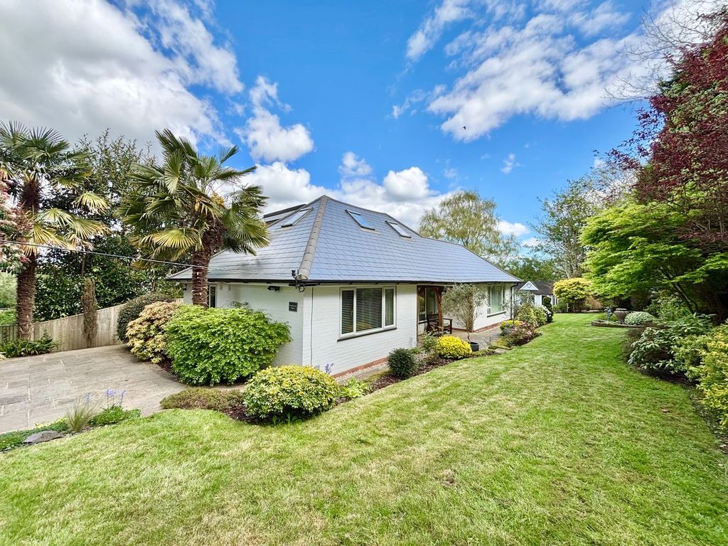 Property photo 1 of 25