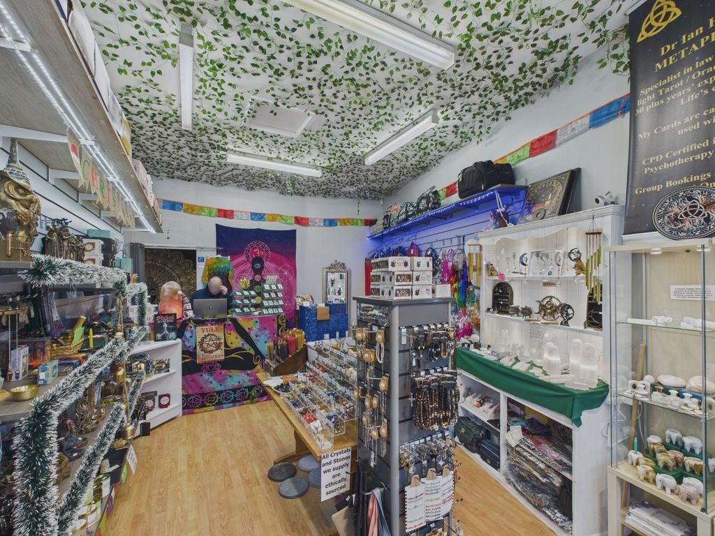 Property photo 3 of 8 Photo 6