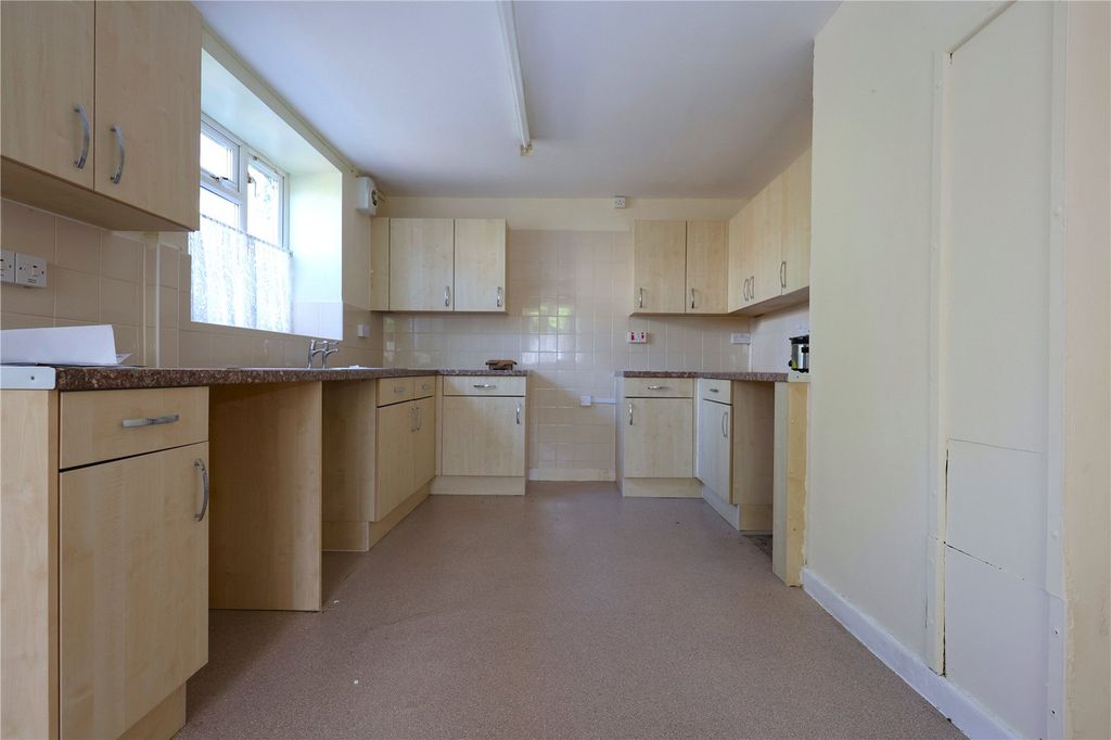 Property photo 3 of 21 Picture No. 04