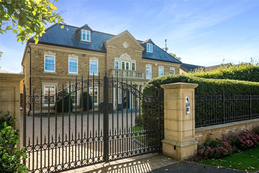 Property photo 1 of 26 Front