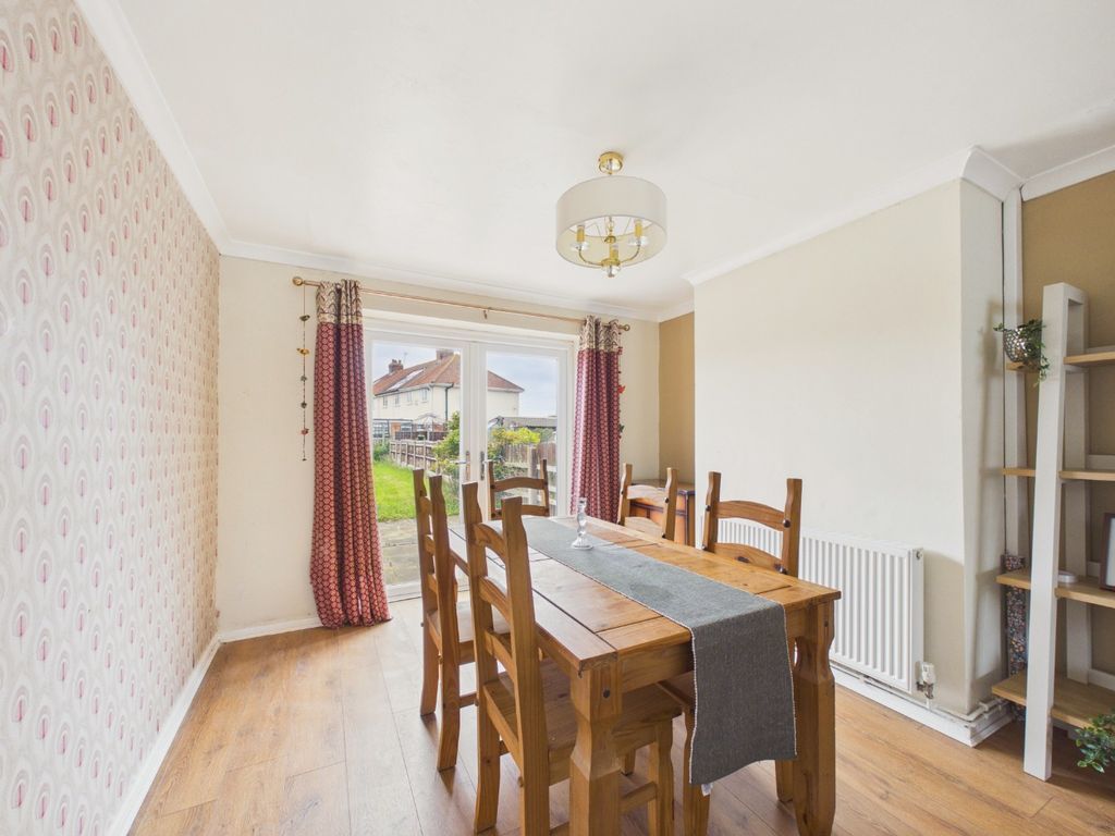 Property photo 3 of 23 4862235