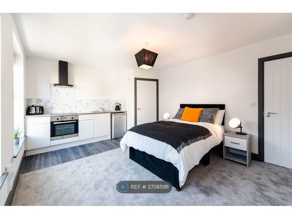 Property photo 1 of 3