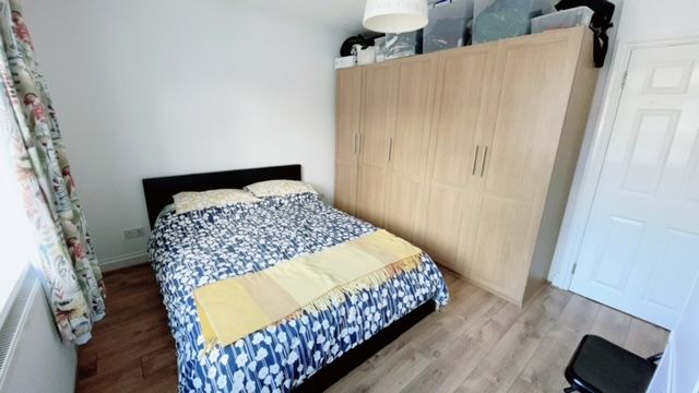 Property photo 1 of 2