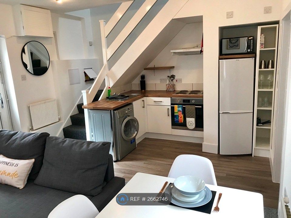 Property photo 2 of 6 Living Area