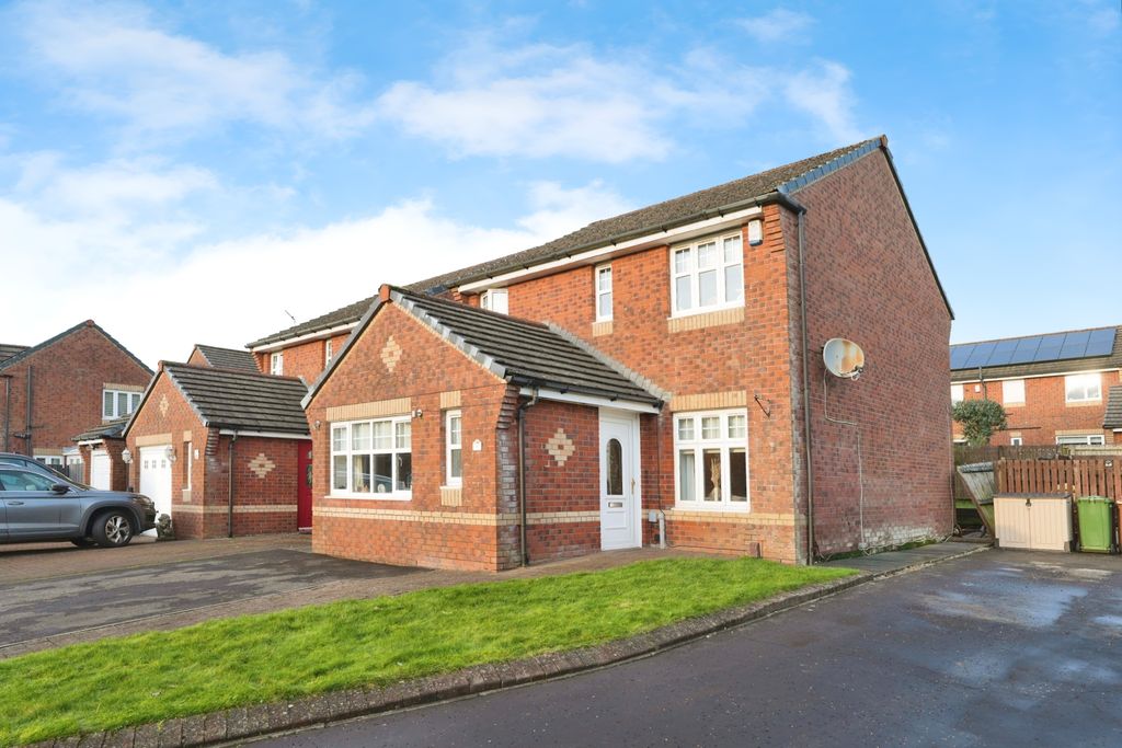 Property photo 1 of 14 Front View