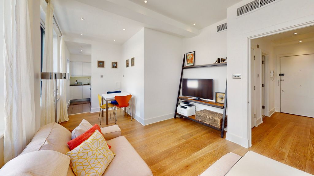 Property photo 1 of 5