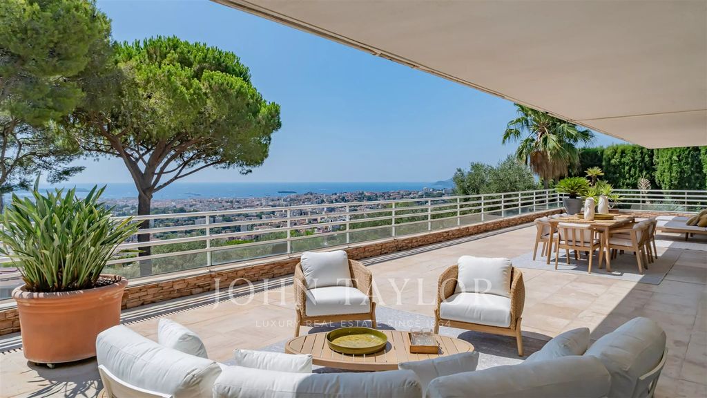 Property photo 1 of 16 Magical Sea View - 135 m² Of Terrace