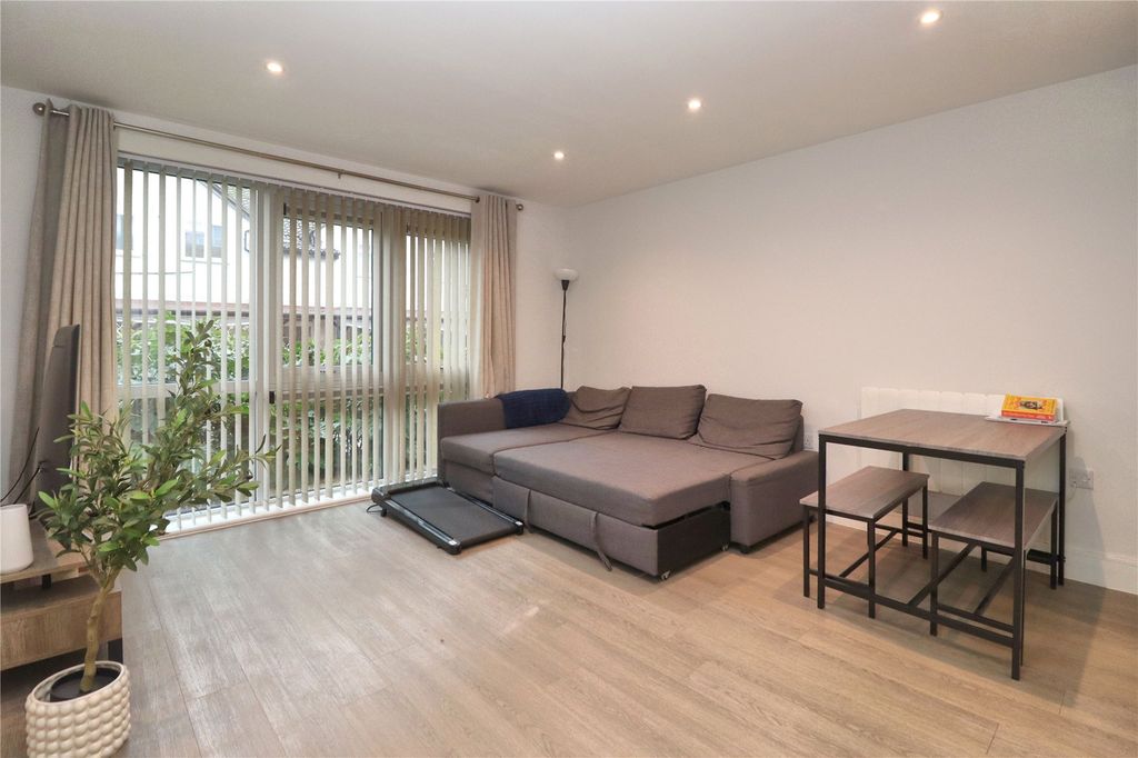 Property photo 3 of 9 Picture No. 28