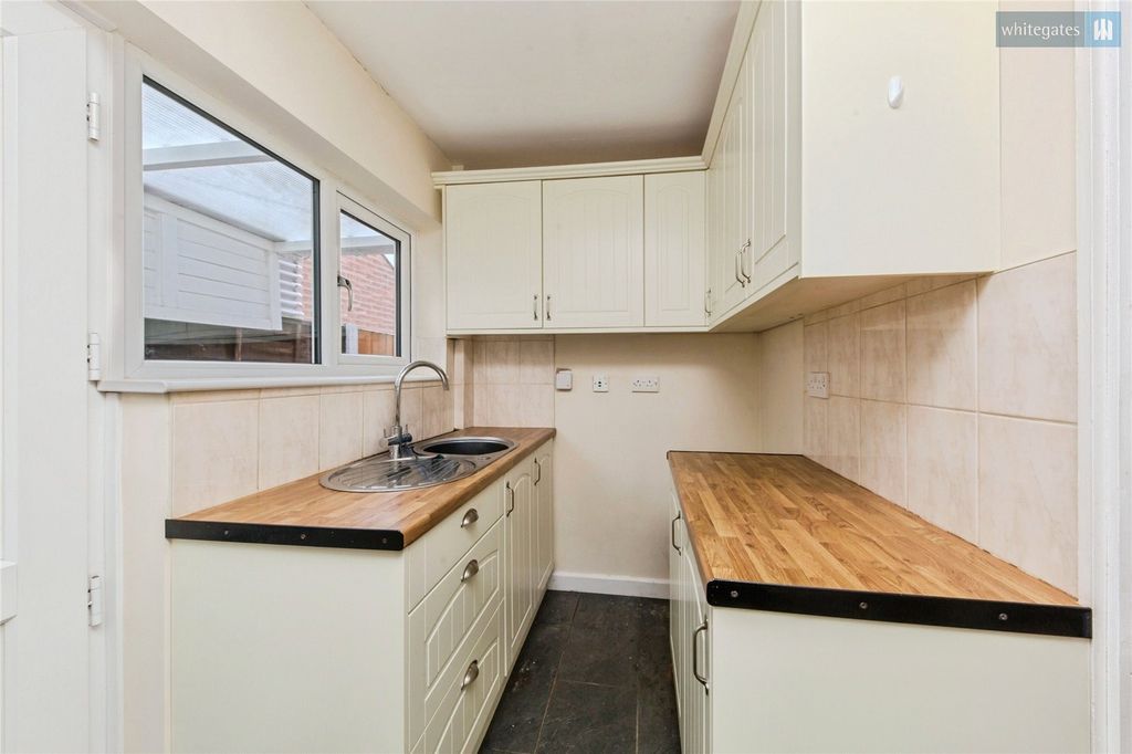 Property photo 3 of 14 Picture No. 13